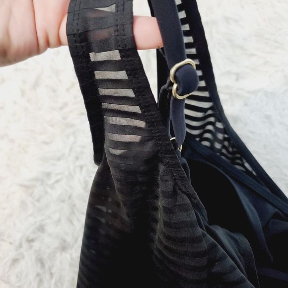 4x$25 Catalina new black onepiece mesh lined bathingsuit size 12 - Picture 4 of 10